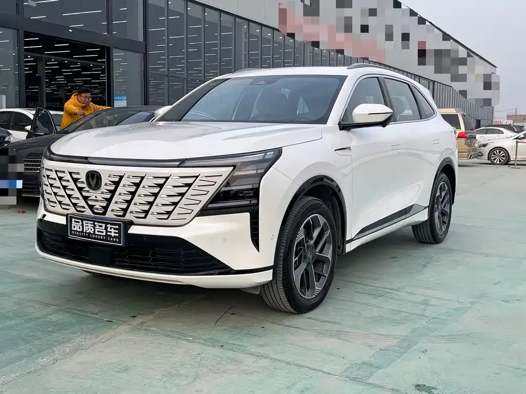 Changan CS75PLUS 2024 из CN, фото 1