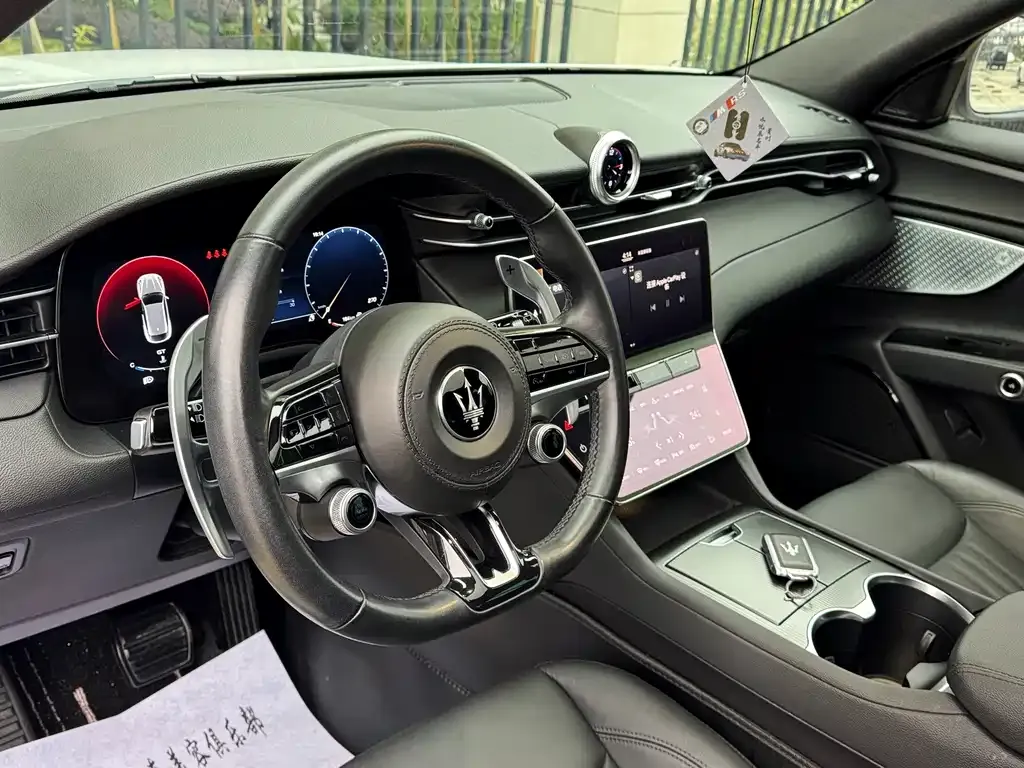Maserati Grecale 2023 из CN, фото 8