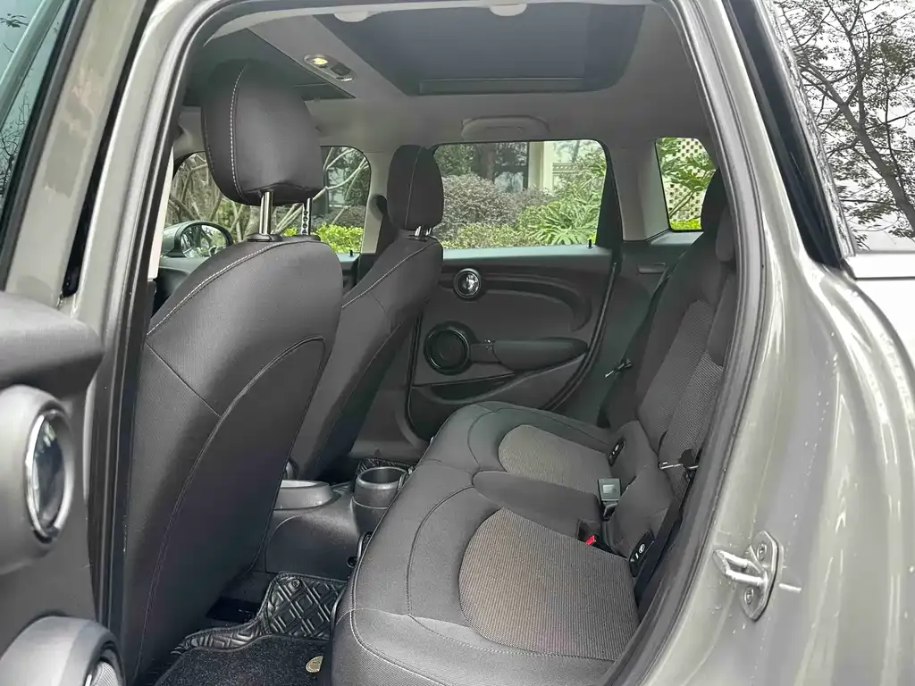 MINI Cooper (3-door) 2022 из CN, фото 2