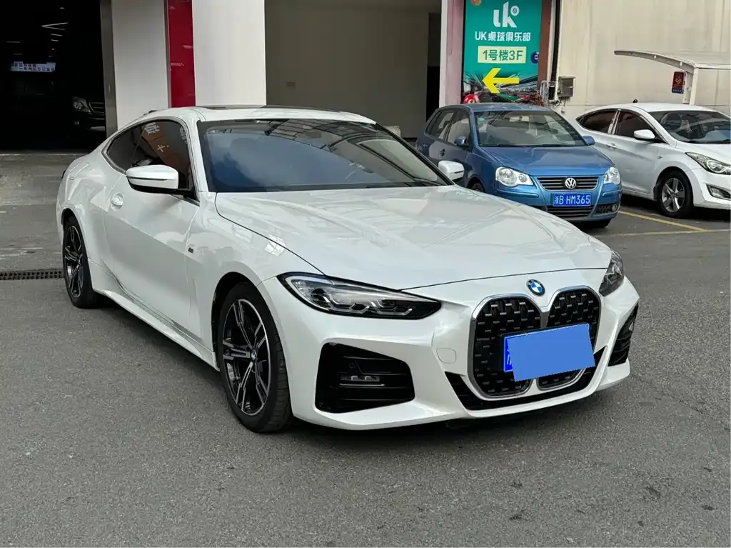 BMW 4 Series 2022 из CN, фото 10