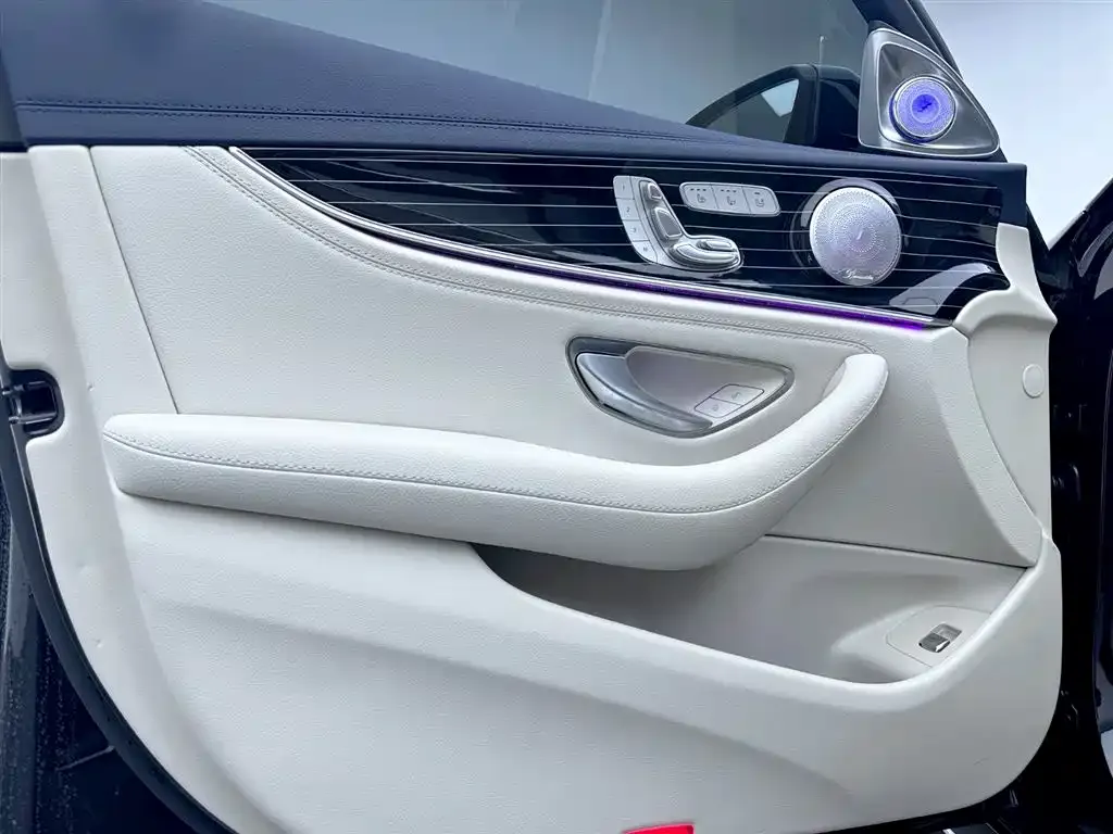 Mercedes-Benz E-Class 2023 из CN, фото 8