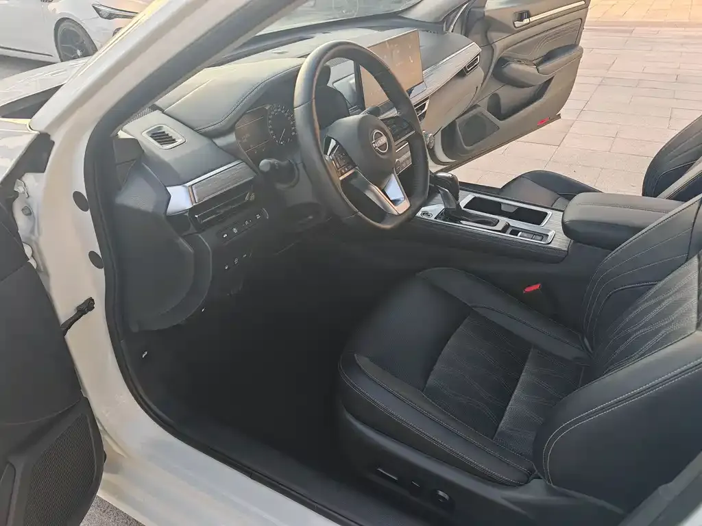Nissan Teana 2023 из CN, фото 4