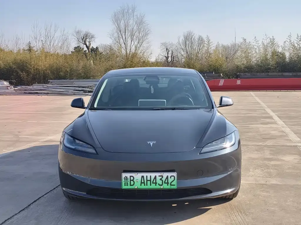 Tesla Model 3 2024 из CN, фото 9