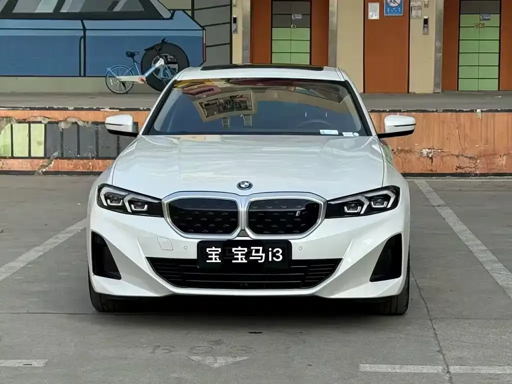 BMW i3 2024 из CN, фото 3