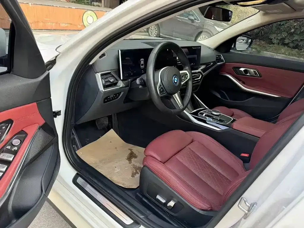BMW i3 2024 из CN, фото 8