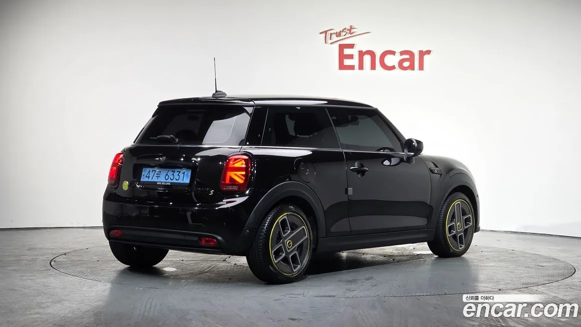 Mini Cooper 2022 из KR, фото 2