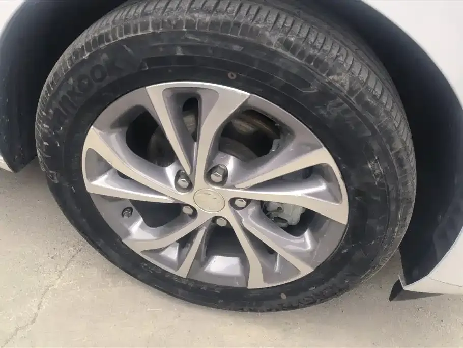 Buick Verano 2023 из CN, фото 2
