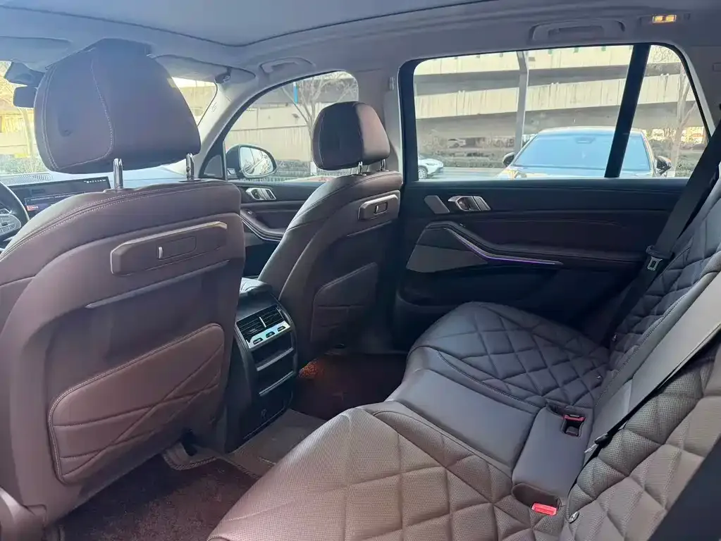 BMW X5 2025 из CN, фото 3