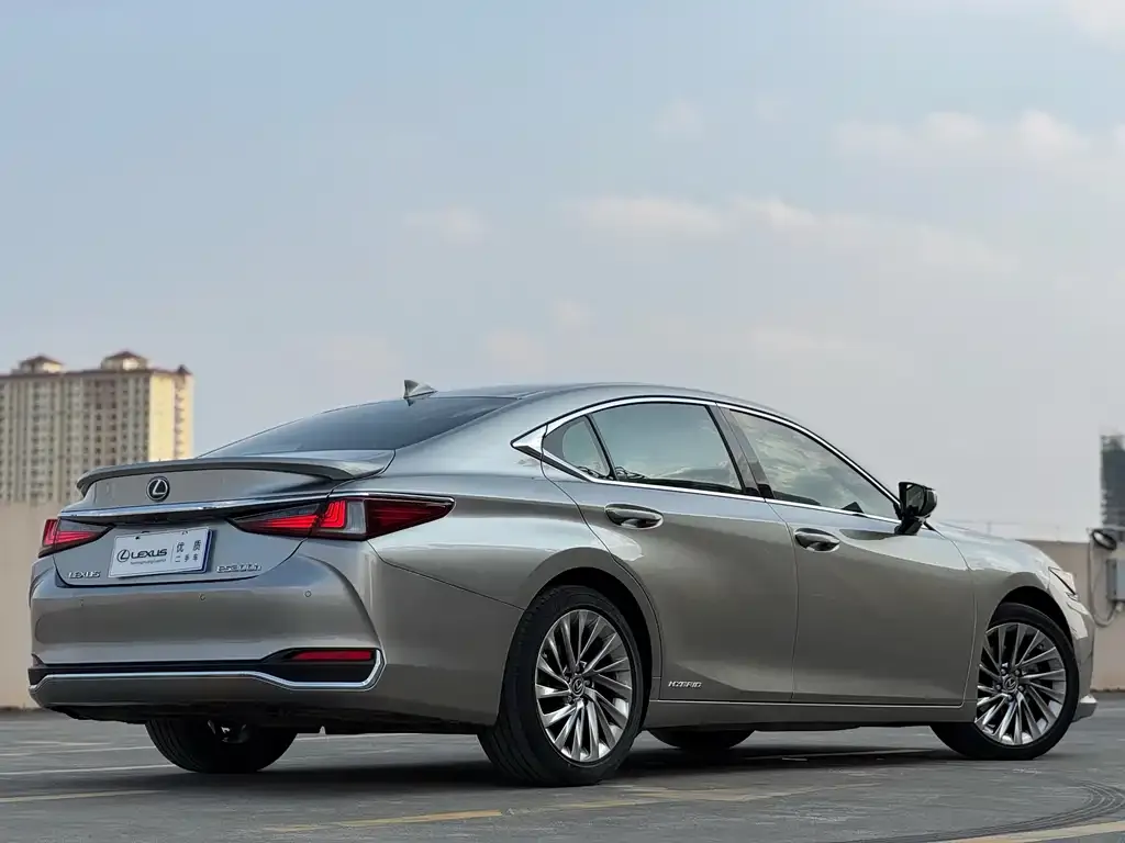 Lexus ES 2022 из CN, фото 2