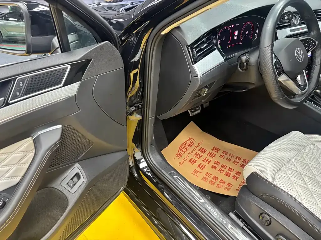 Volkswagen Magotan 2023 из CN, фото 10