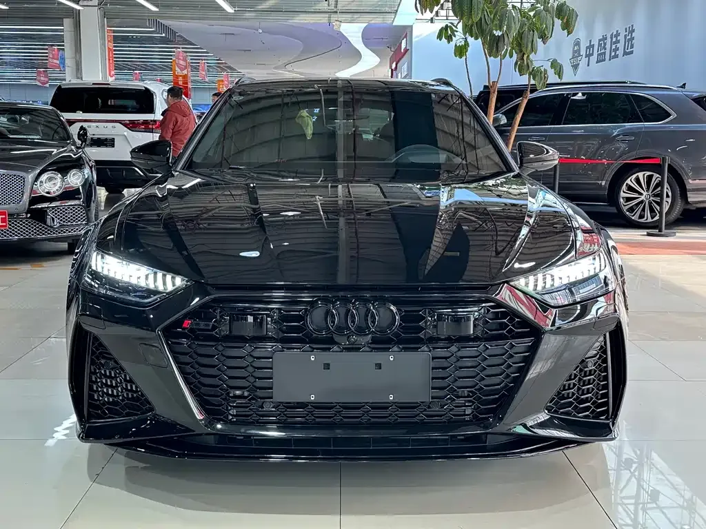 Audi RS 6 2024 из CN, фото 7