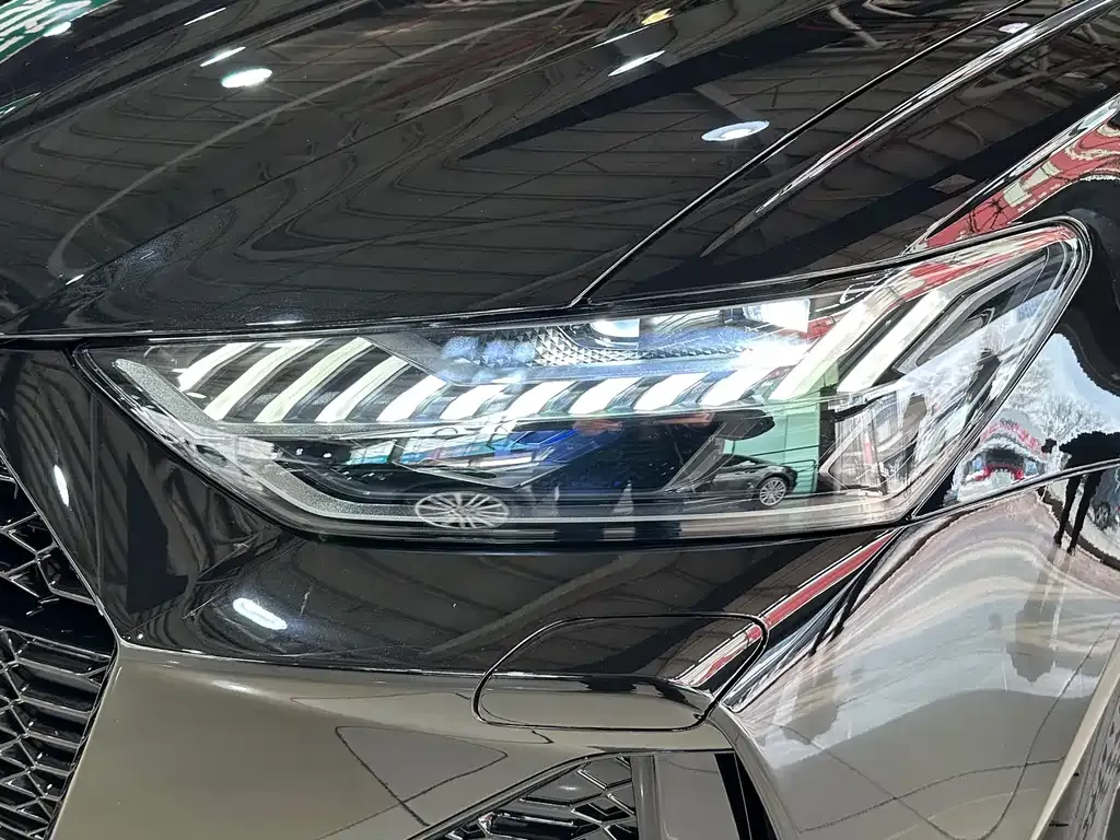 Audi RS 6 2024 из CN, фото 3