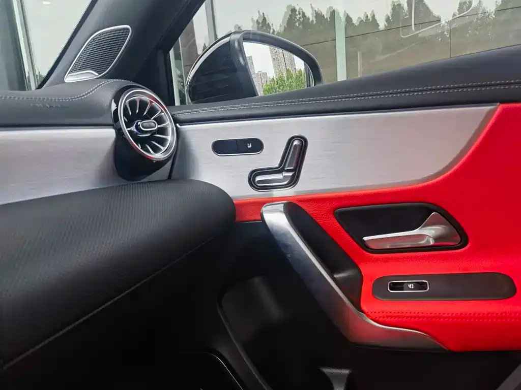 Mercedes-Benz A-Class AMG 2025 из CN, фото 7