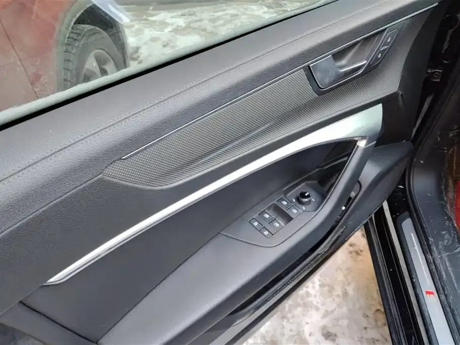 Audi A6L New Energy 2021 из CN, фото 5