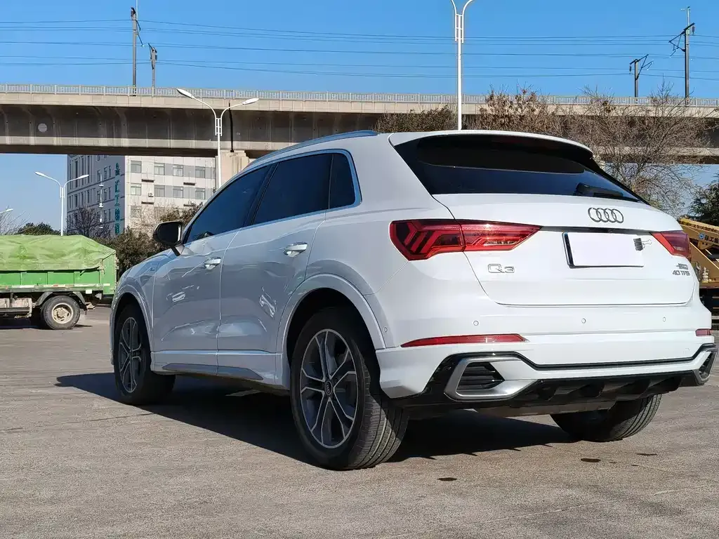 Audi Q3 2024 из CN, фото 5