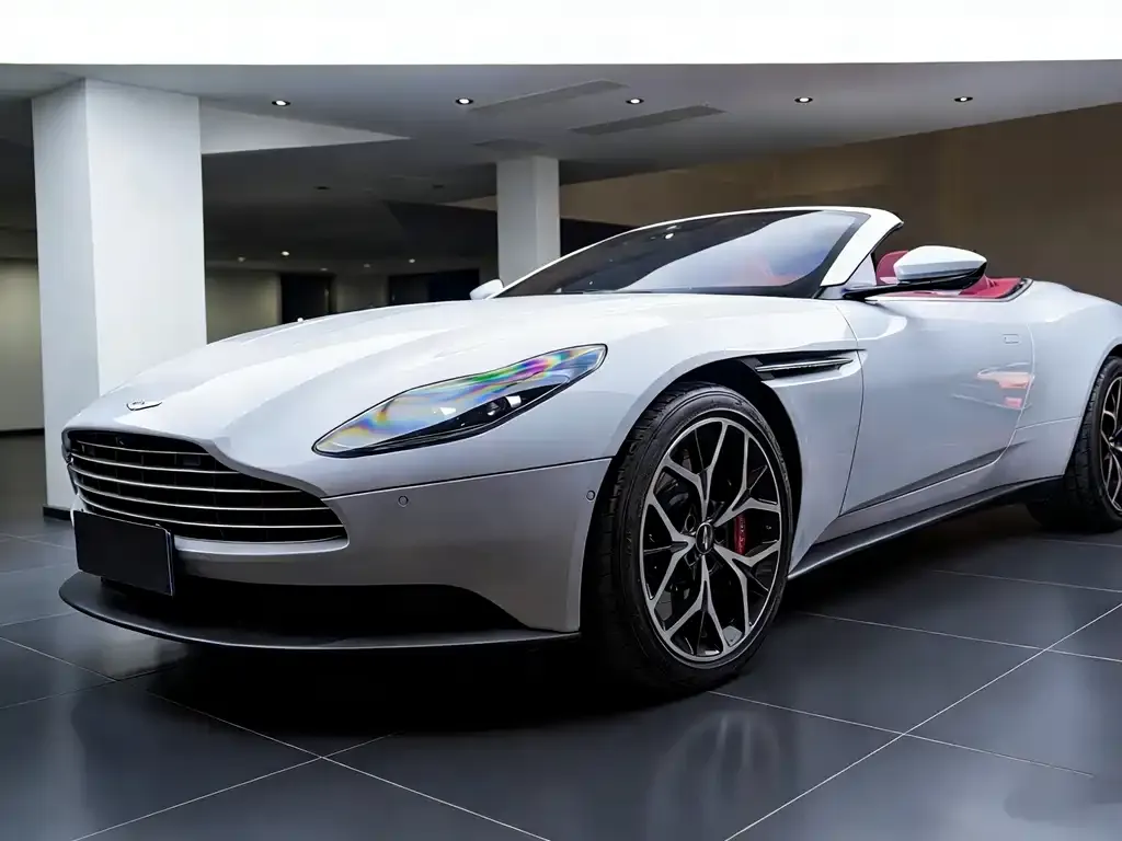 Aston Martin DB11 2022 из CN, фото 1