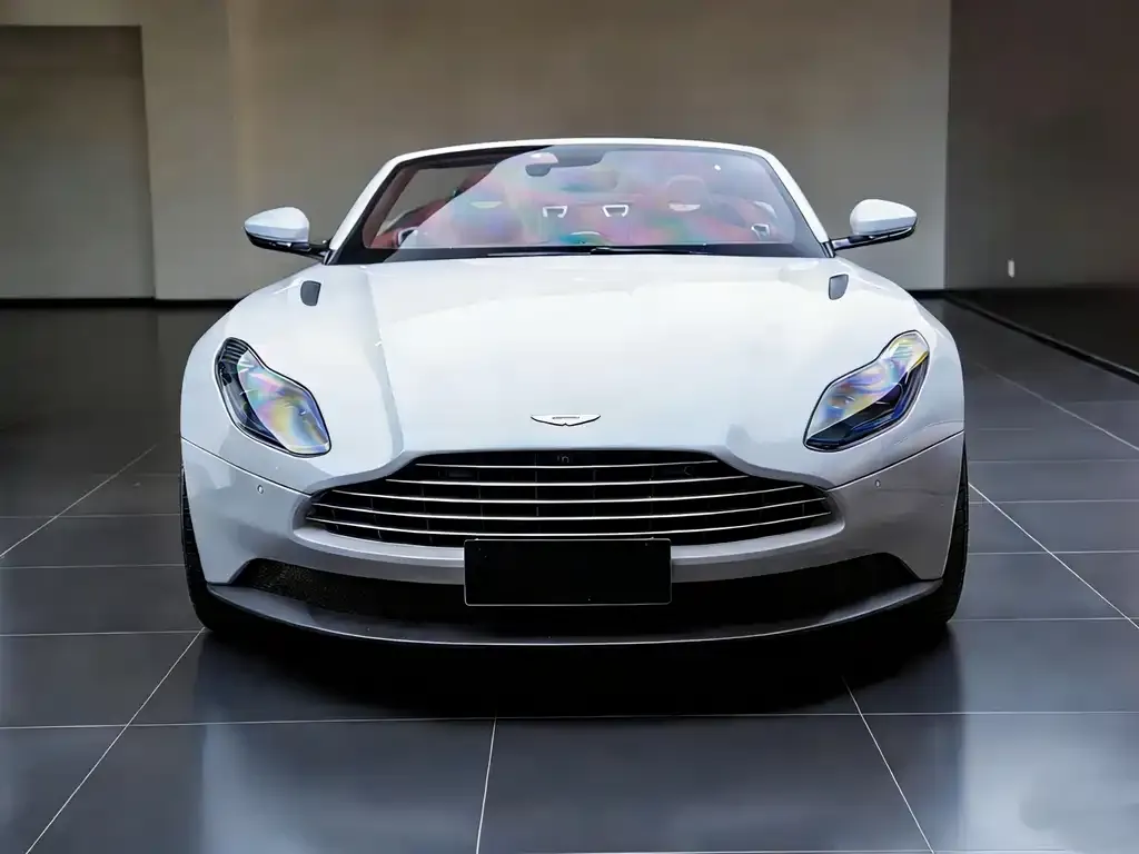 Aston Martin DB11 2022 из CN, фото 5