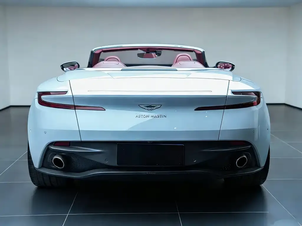 Aston Martin DB11 2022 из CN, фото 9