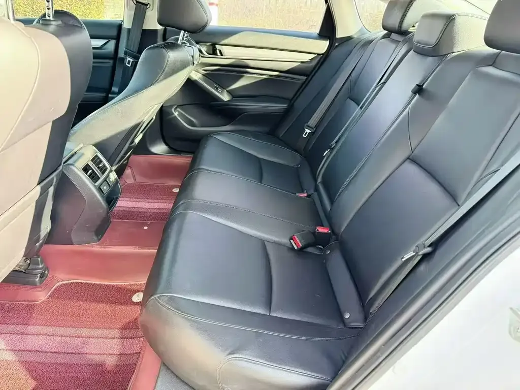 Honda Accord 2022 из CN, фото 2