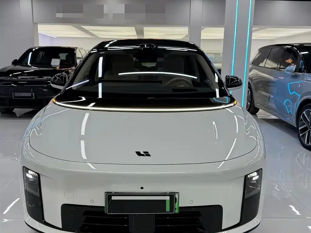 Li Auto i8 2025 из CN, фото 3