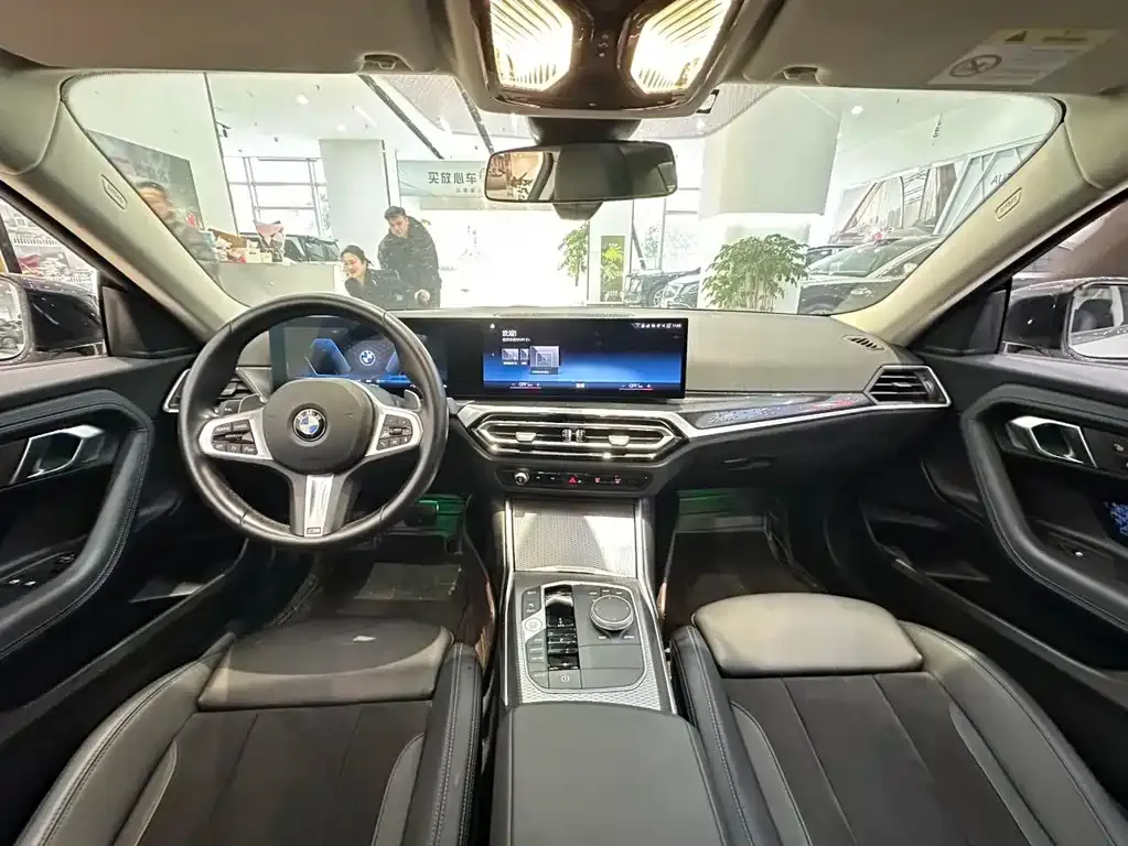 BMW 2 Series (Import) 2024 из CN, фото 2