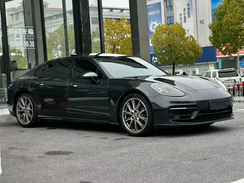 Porsche Panamera 2023 из CN, фото 1