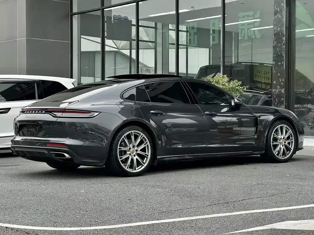 Porsche Panamera 2023 из CN, фото 7