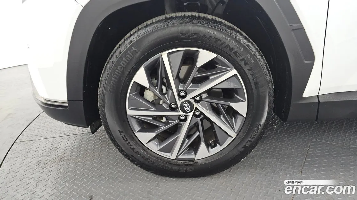 Hyundai Tucson — фото 9