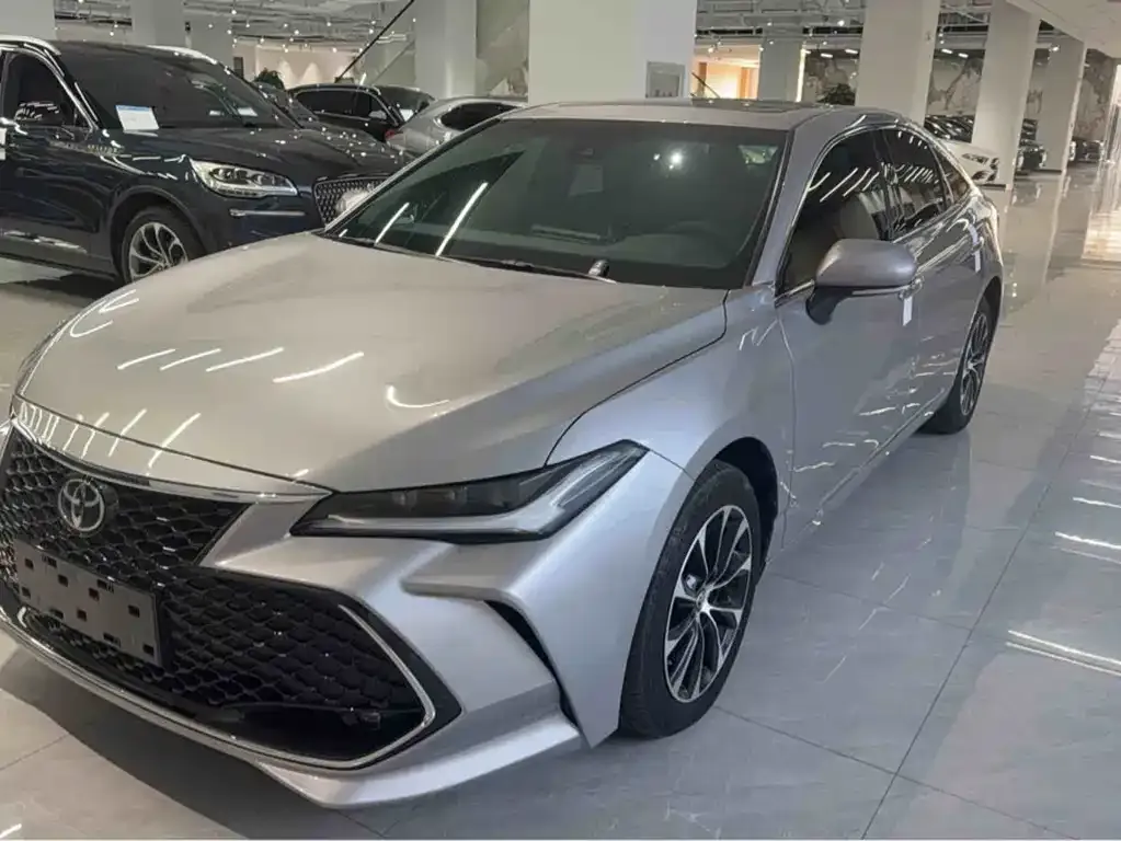 Toyota Avalon 2023 из CN, фото 5