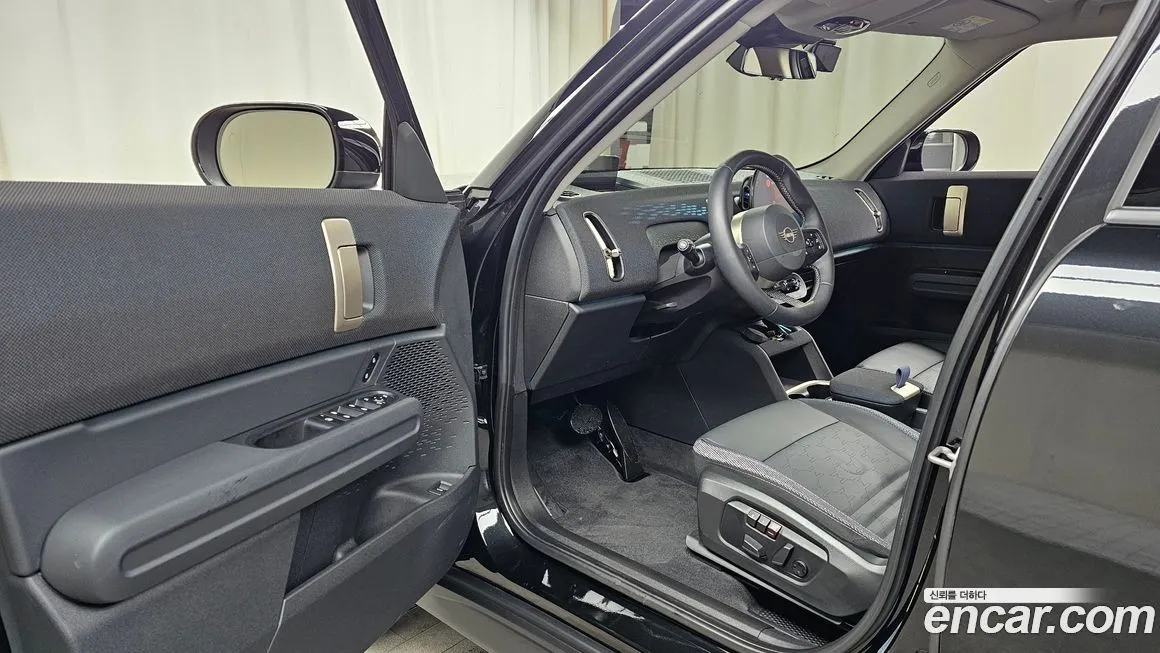 Mini Countryman 2024 из KR, фото 9