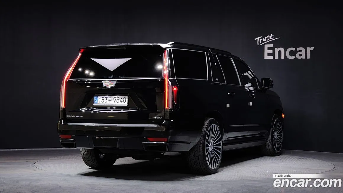 Cadillac Escalade 2023 из KR, фото 9