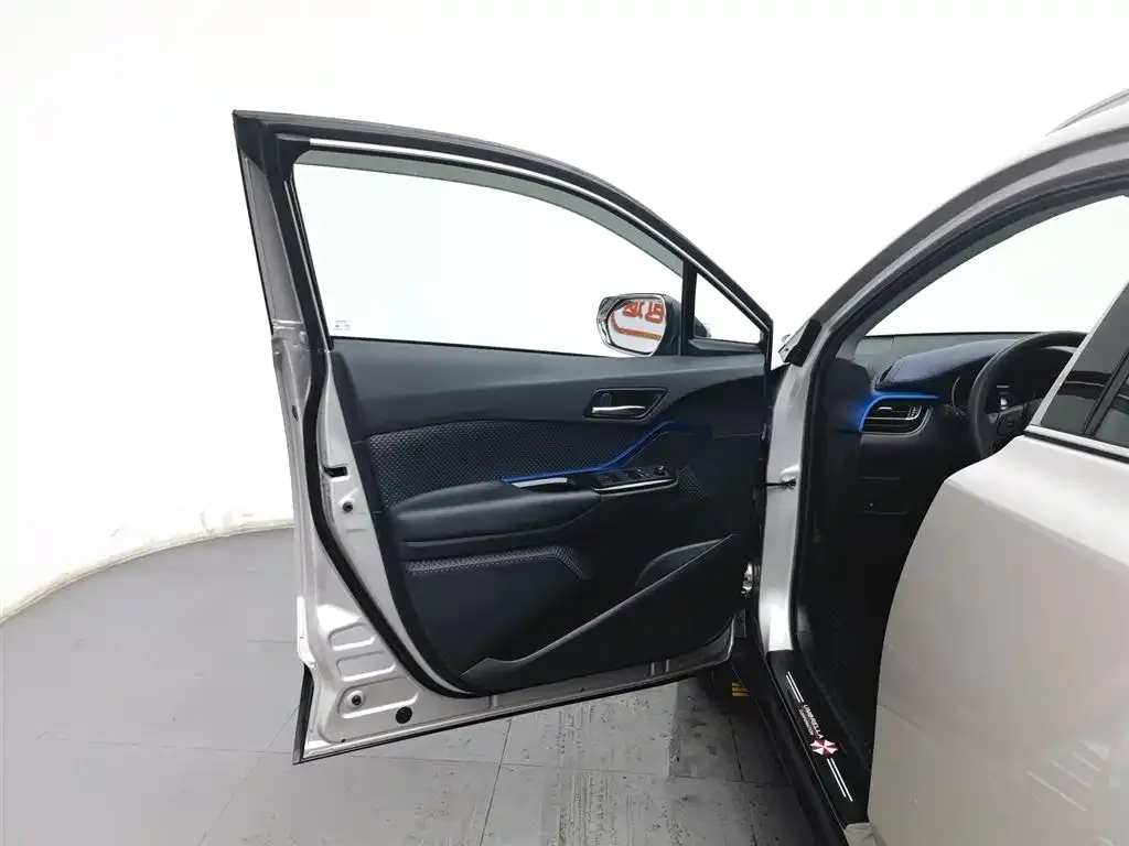 Toyota C-HR 2021 из CN, фото 5