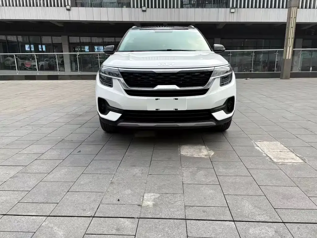 Kia KX3 2022 из CN, фото 6