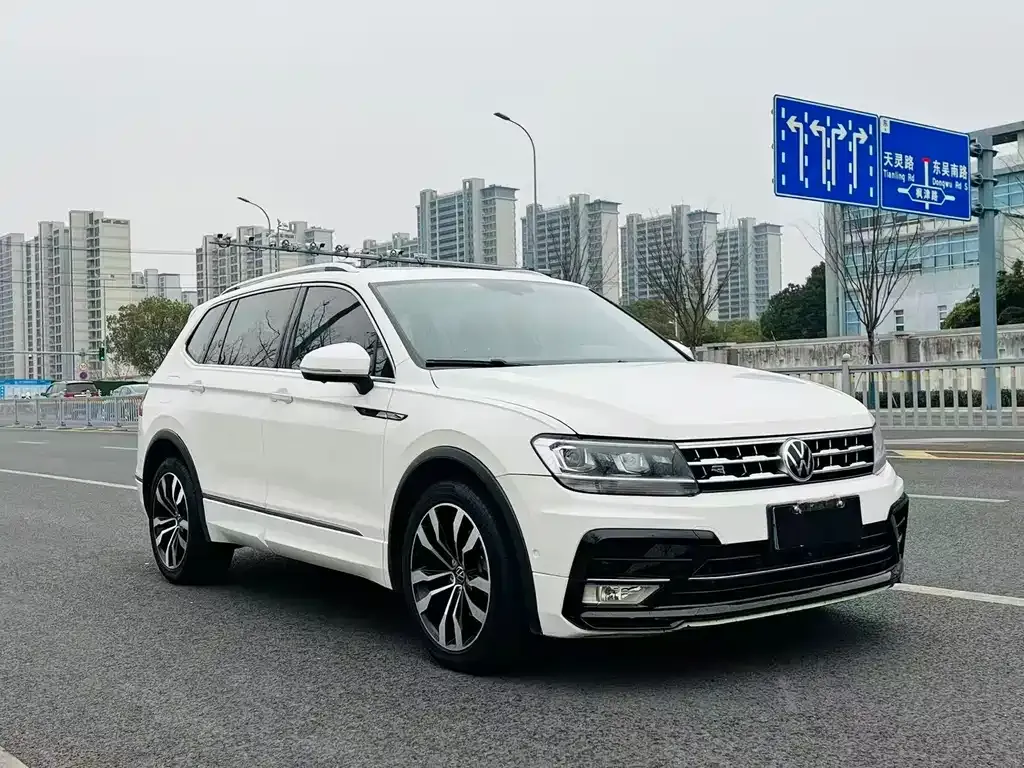 Volkswagen Tiguan L 2021 из CN, фото 7