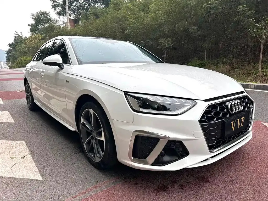 Audi A4L 2021 из CN, фото 10