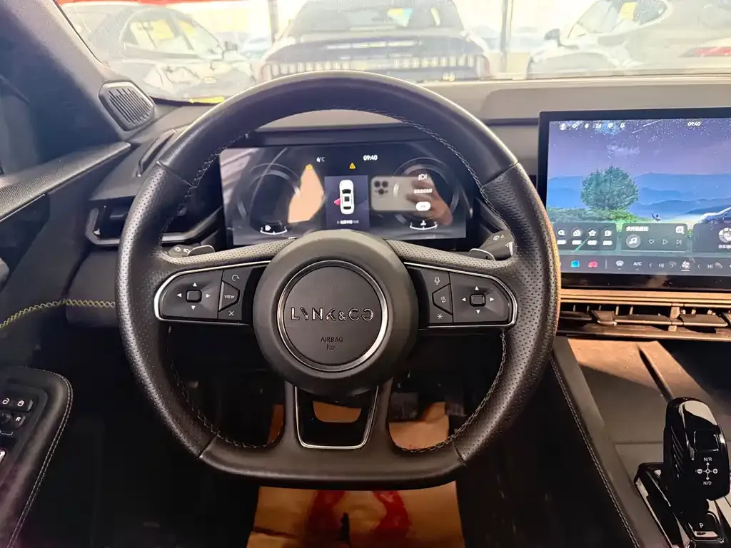 Lynk & Co 03 2024 из CN, фото 8