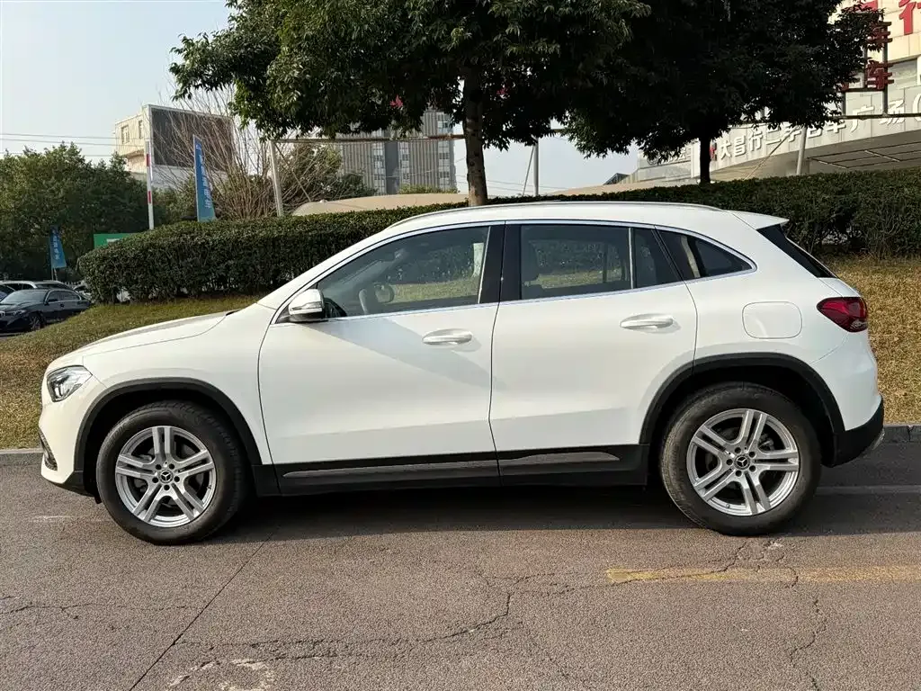 Mercedes-Benz GLA 2023 из CN, фото 7
