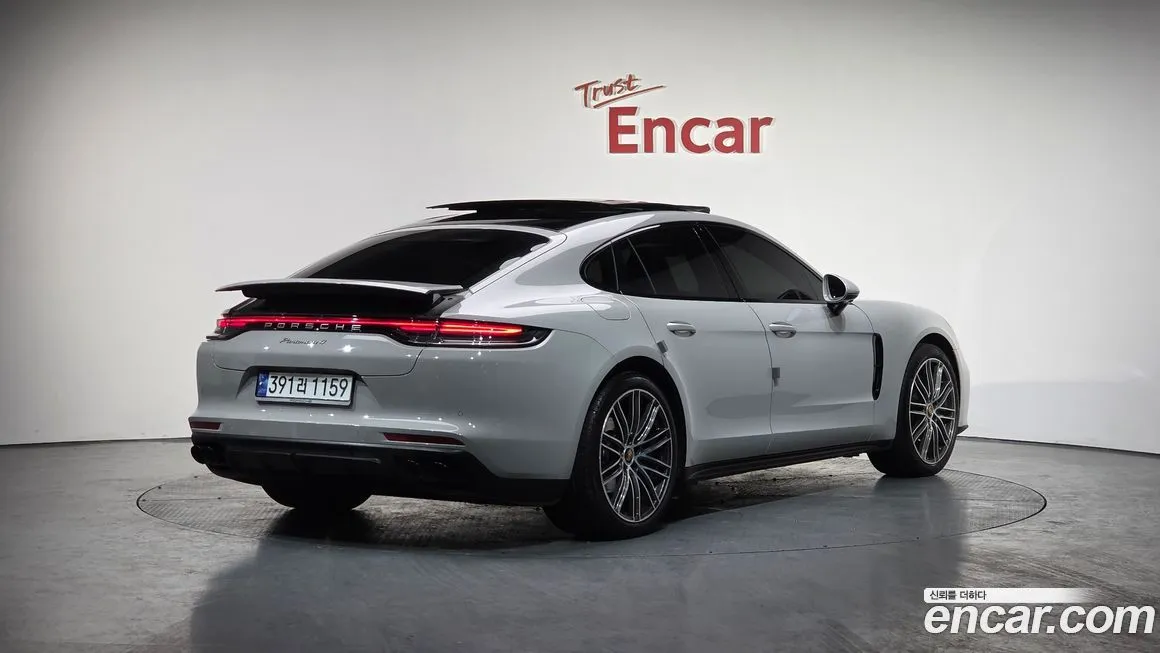Porsche Panamera 2023 из KR, фото 4
