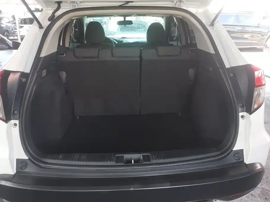 Honda Vezel 2021 из CN, фото 4
