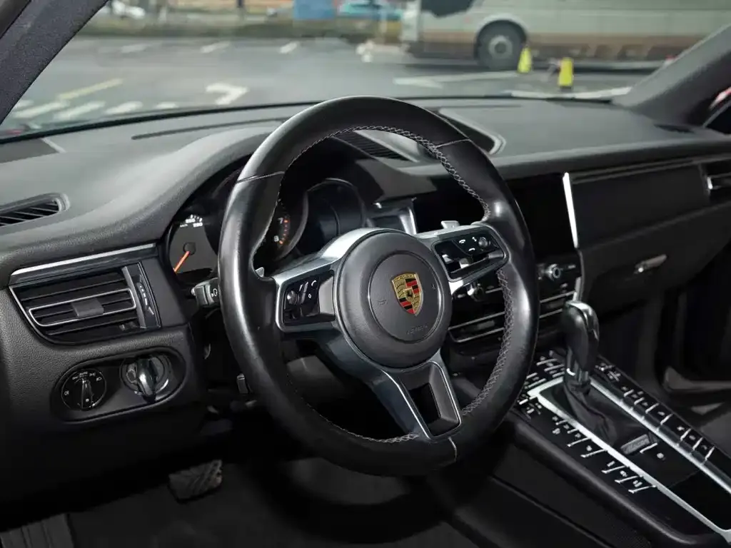 Porsche Macan 2022 из CN, фото 4
