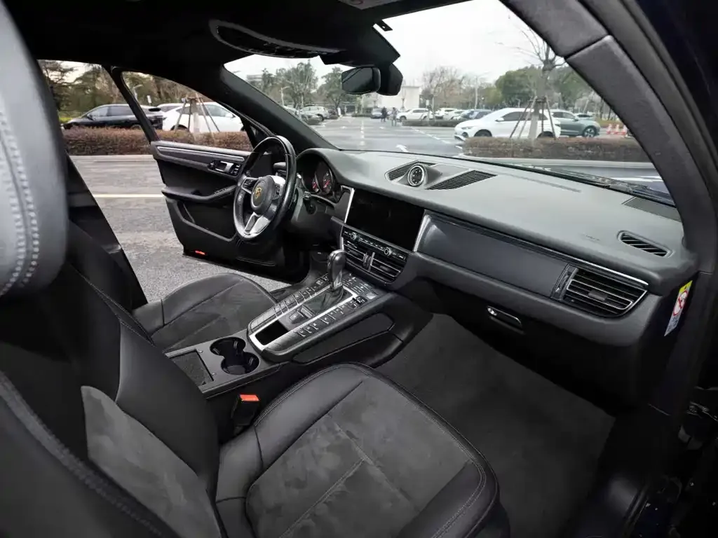Porsche Macan 2022 из CN, фото 9