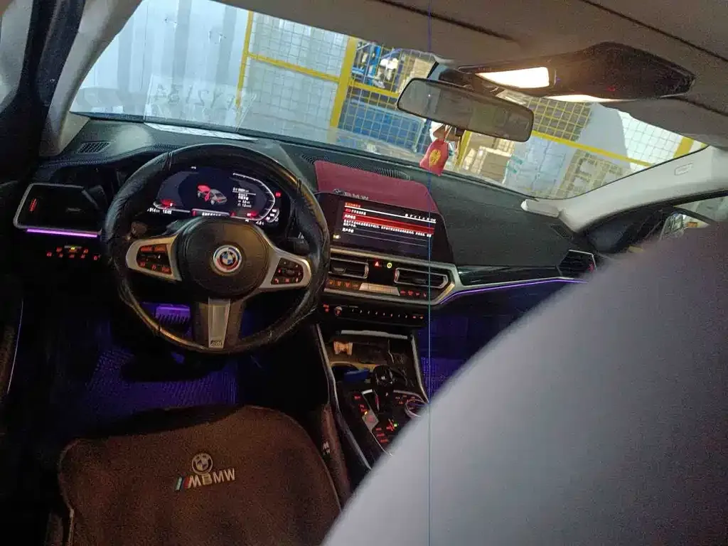 BMW 3 Series 2021 из CN, фото 2