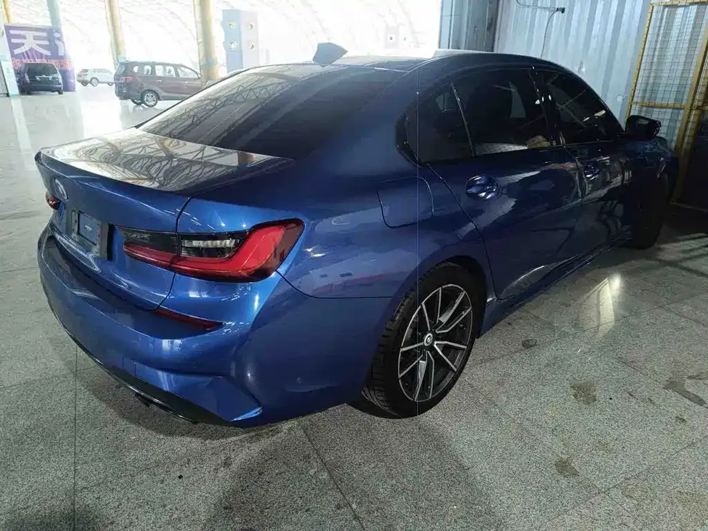 BMW 3 Series 2021 из CN, фото 4