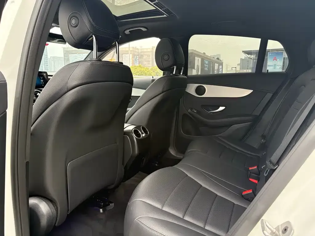 Mercedes-Benz GLC Coupe 2022 из CN, фото 4