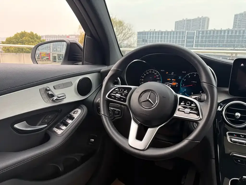 Mercedes-Benz GLC Coupe 2022 из CN, фото 6