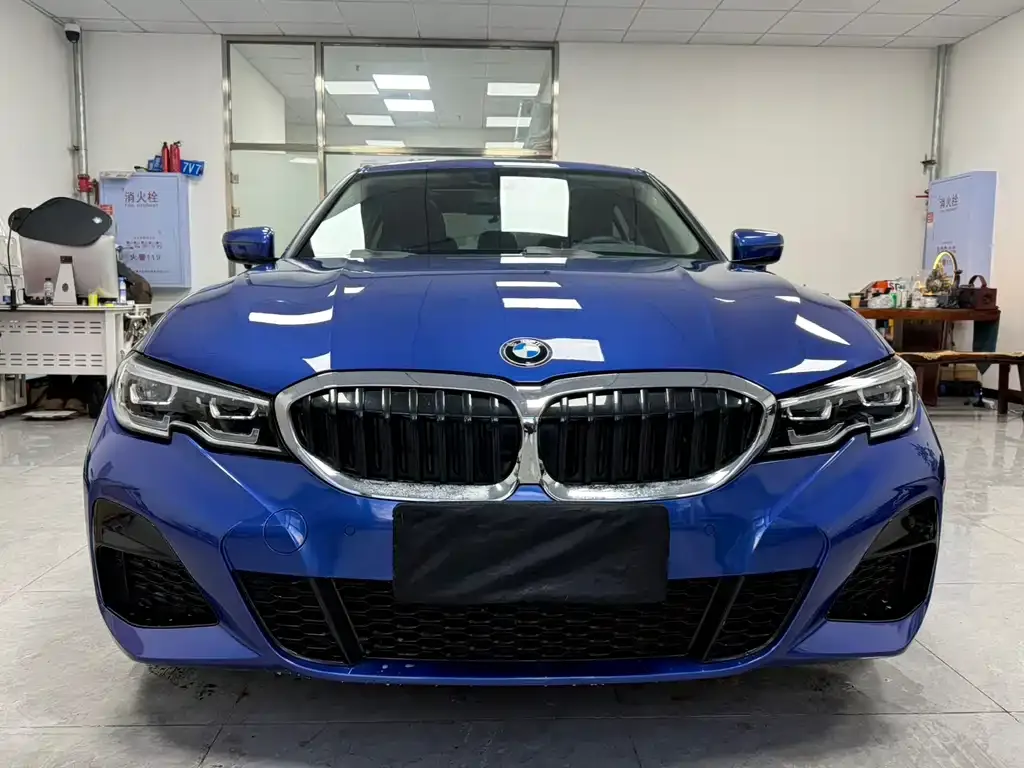 BMW 3 Series 2022 из CN, фото 9