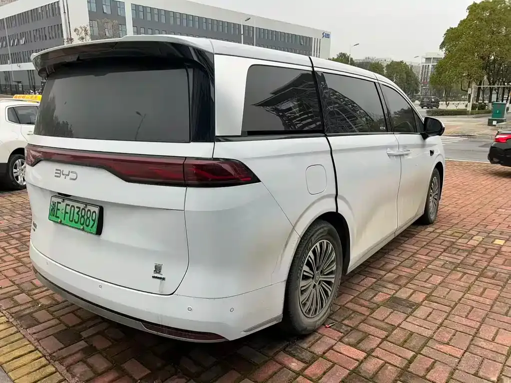 BYD Xia 2025 из CN, фото 9