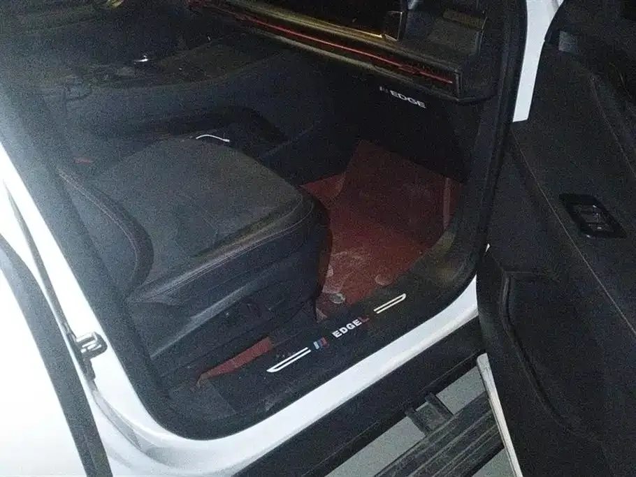 Ford Edge 2023 из CN, фото 9