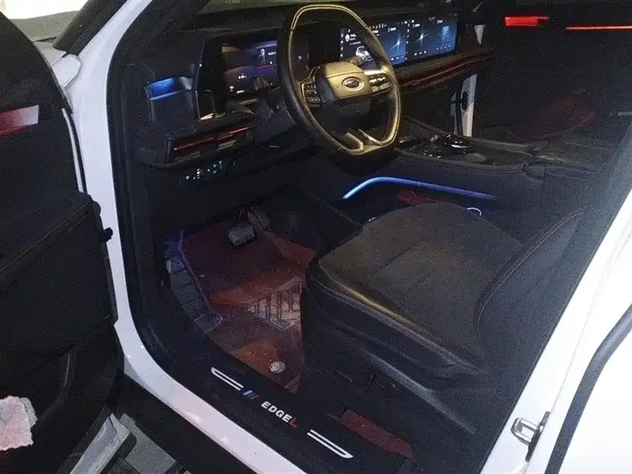Ford Edge 2023 из CN, фото 5