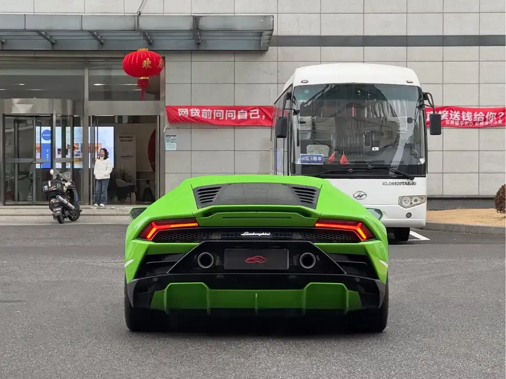 Lamborghini Huracan 2021 из CN, фото 7
